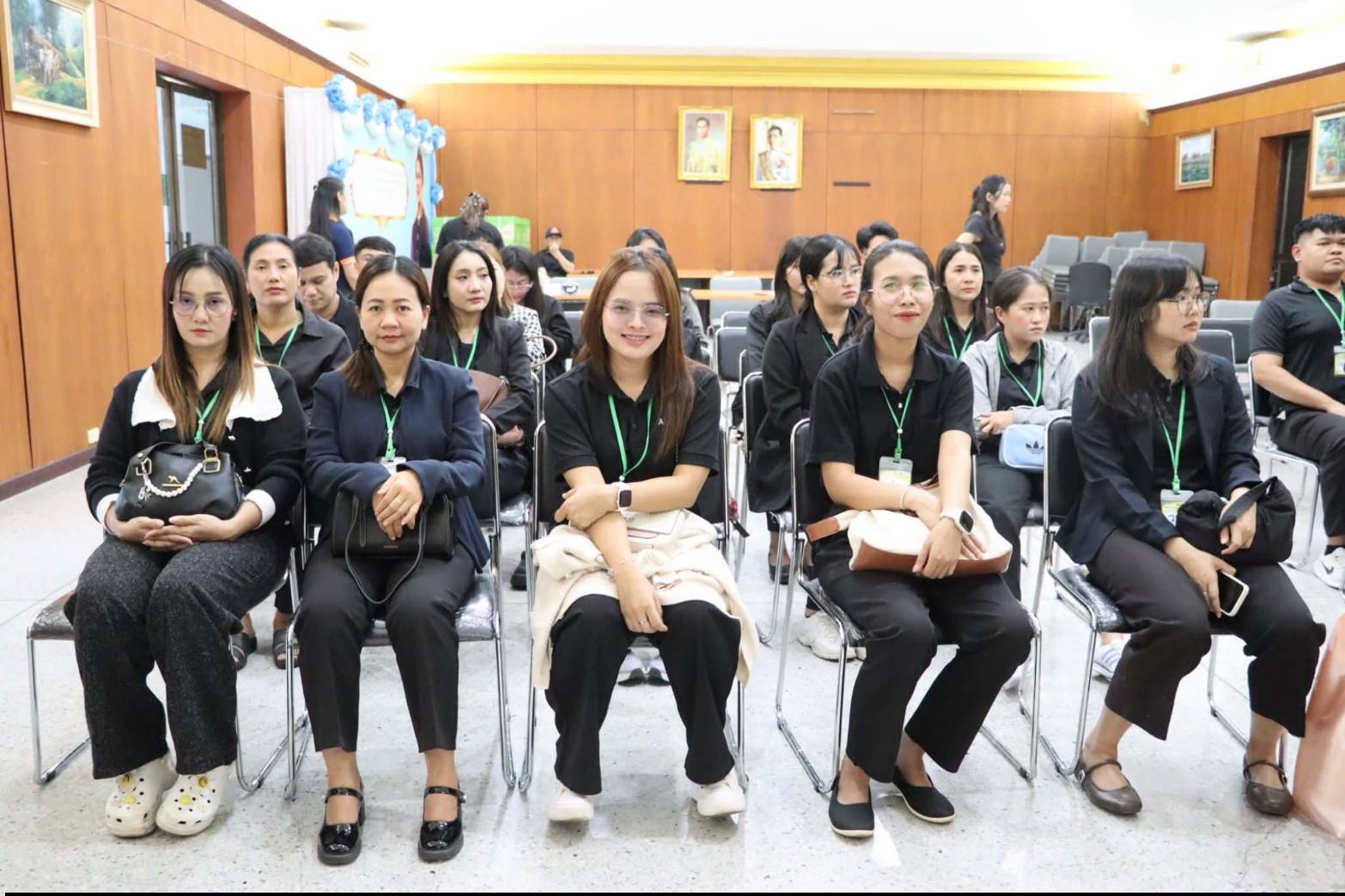 title - ผู้อำนวยการกลุ่มฝึกอบรมและการพัฒนาผลิตภัณฑ์ (ศพส.) ได้รับเชิญเป็นผู้บรรยายพิเศษ  ให้แก่ ข้าราชการใหม่ รุ่นที่ 10 หลักสูตร ต้นกล้าข้าราชการ ประจำปีงบประมาณ พ.ศ. 2569 ณ ห้องประชุมอาคาร 100 ปี ศูนย์ส่งเสริมและพัฒนาอาชีพเสริมนอกภาคการเกษตร